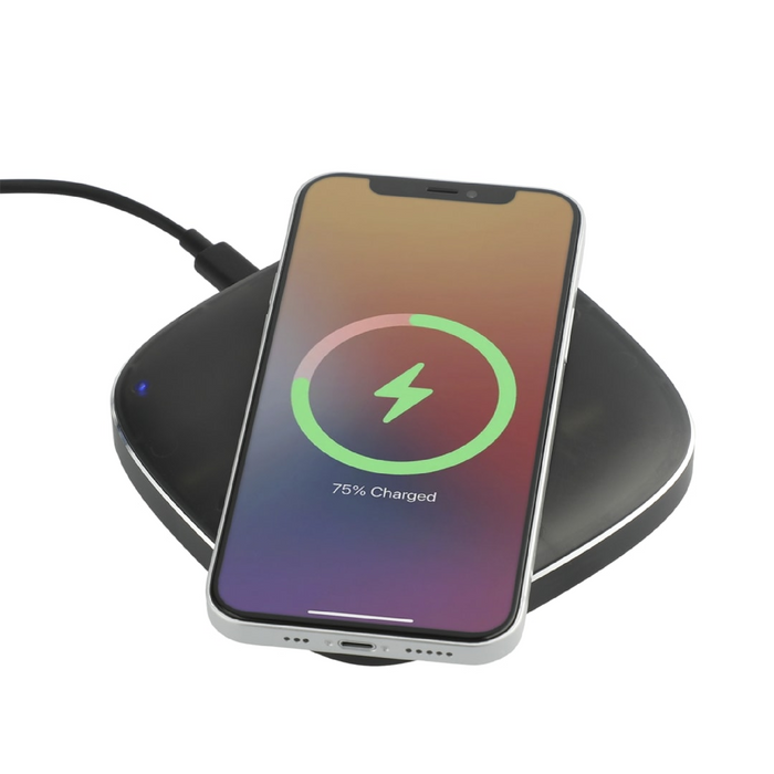 Angle-Right view of the Recon 15W Wireless Pad with Power Detecting Coil