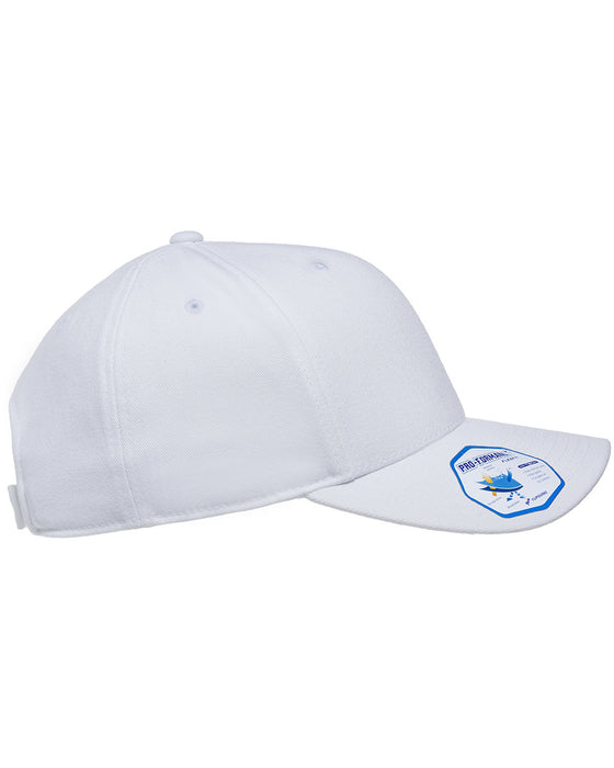 Right view of the Flexfit Adult Pro-Formance® Solid Cap