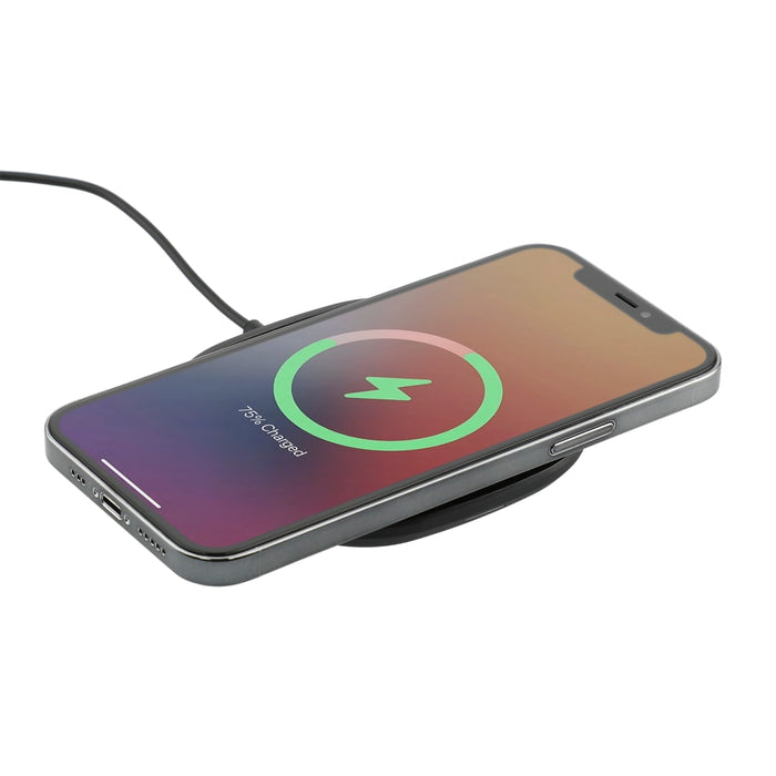 Angle-Right view of the mophie® 15W Wireless Charging Pad