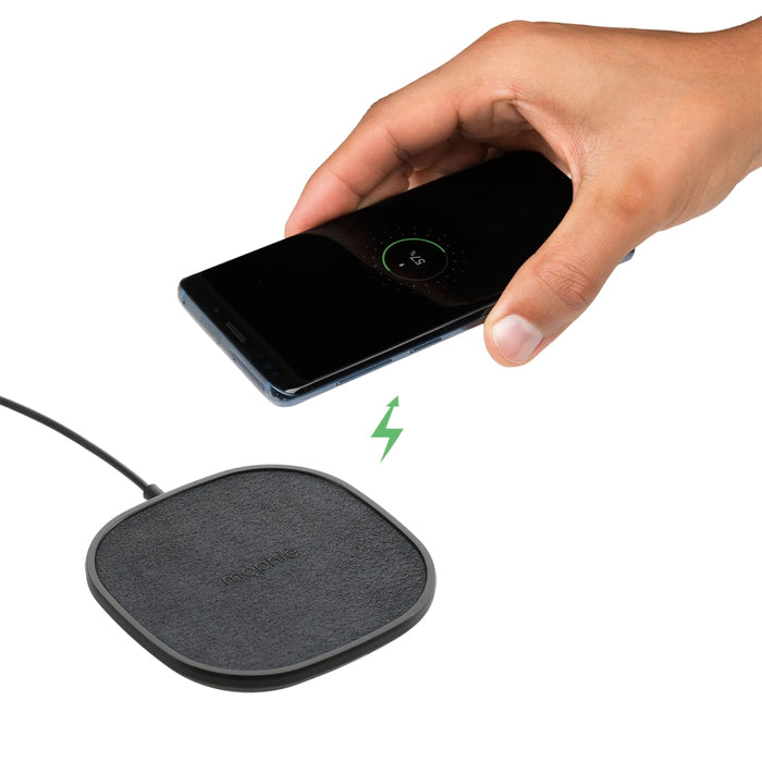 Angle-Right and Blank view of the mophie® 15W Wireless Charging Pad