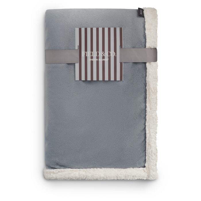 Front and Blank view of the Field & Co. ® Sherpa Blanket