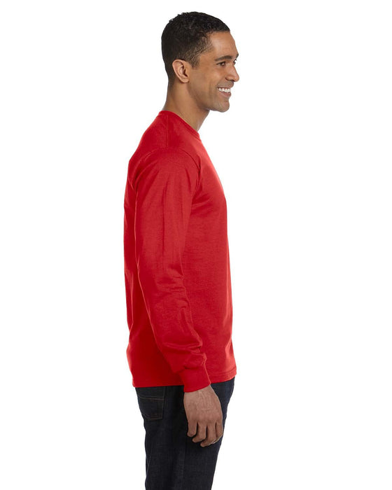 Right view of the Gildan Adult 50/50 Long-Sleeve T-Shirt