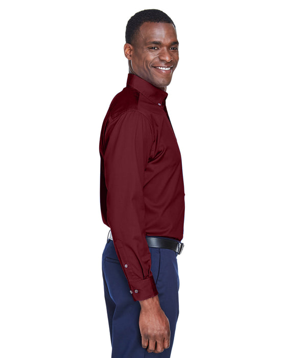 Right view of the Men's Easy Blend™ Long-Sleeve Twill Shirt with Stain-Release